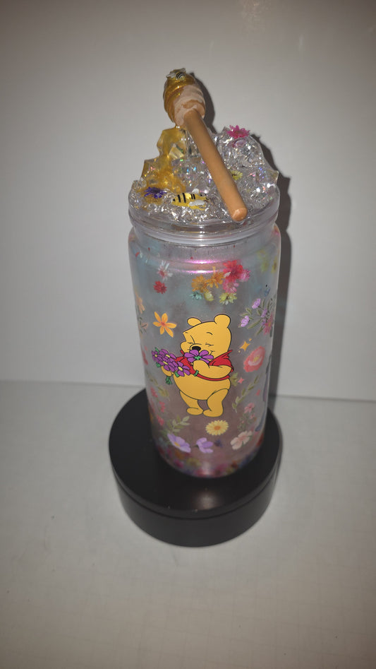 2o oz perlesscent Mica with floating dry flowers. Comes with matching, honey drip ice epoxy lid.