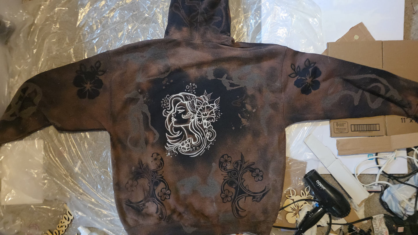 Hand crafted hand painted hoodie XL 100% Cotton